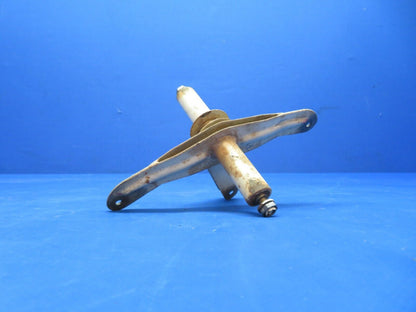 Cessna 188B AGpickup RH Flap Bellcrank Assy P/N 0523535-10AGW (0723-526)