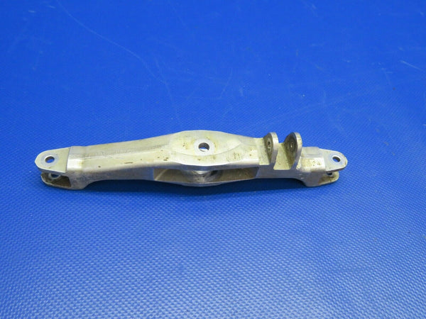 1960 Cessna 210 Nose Gear Steering Cross Bar P/N 1243032-1 (0221-177)