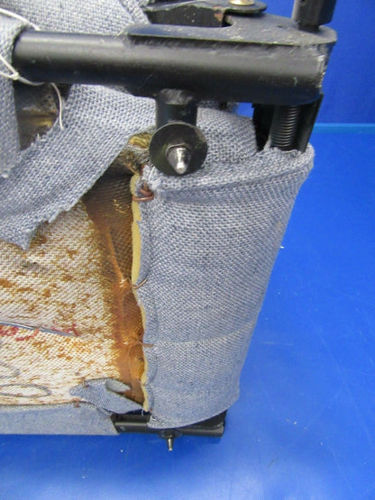Piper PA-32 Cherokee Six Center Seat Gray Upholstery (0418-204)