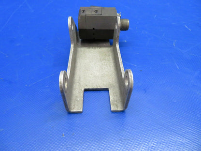 Beech Baron 58P De Ice Brush Block 4E1817 (0320-307)
