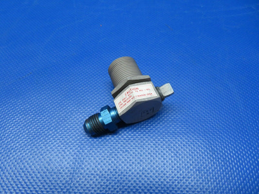 Cessna 401 / 401A Oxygen Outlet Valve P/N C166006-0104 (1223-372)