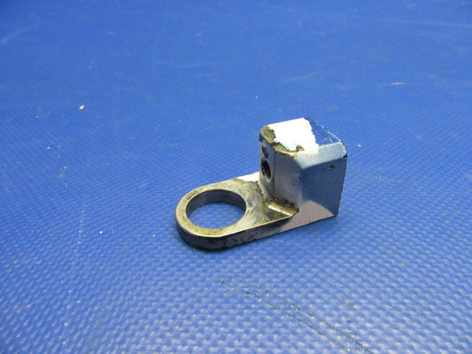 Piper PA-32RT Upper Drag Brace Fitting P/N 38041-02, 38041-002 (0521-570)