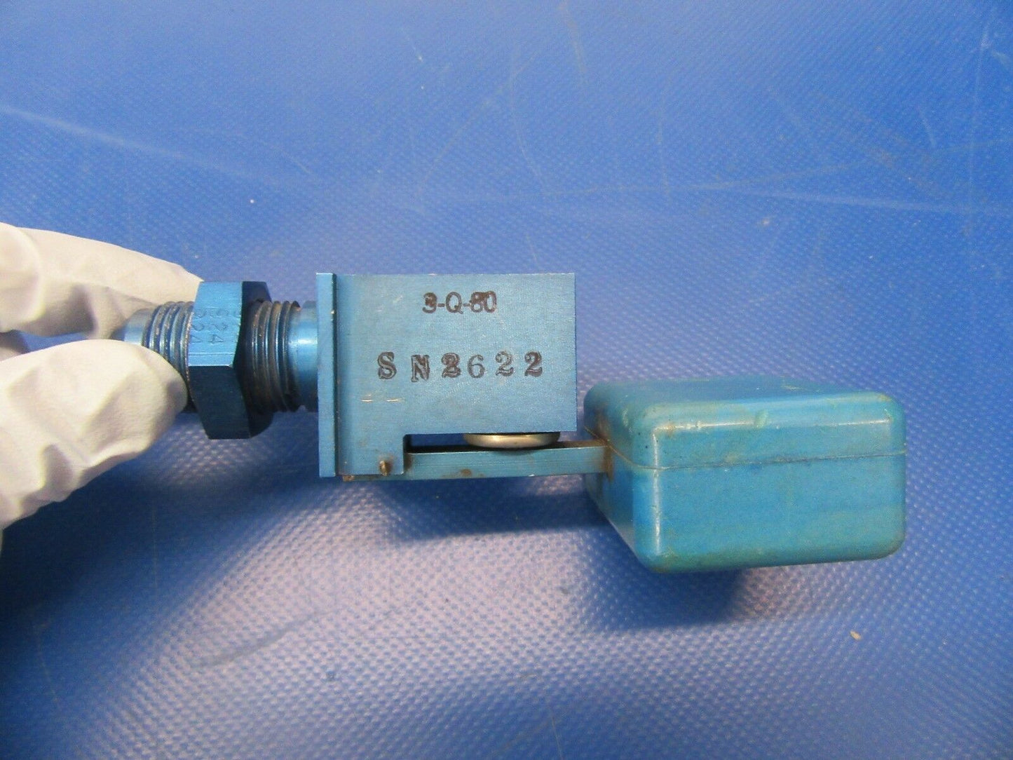 Cessna Commercial Aircraft Fuel Valve P/N 342700, 9910235-1 (0418-133)