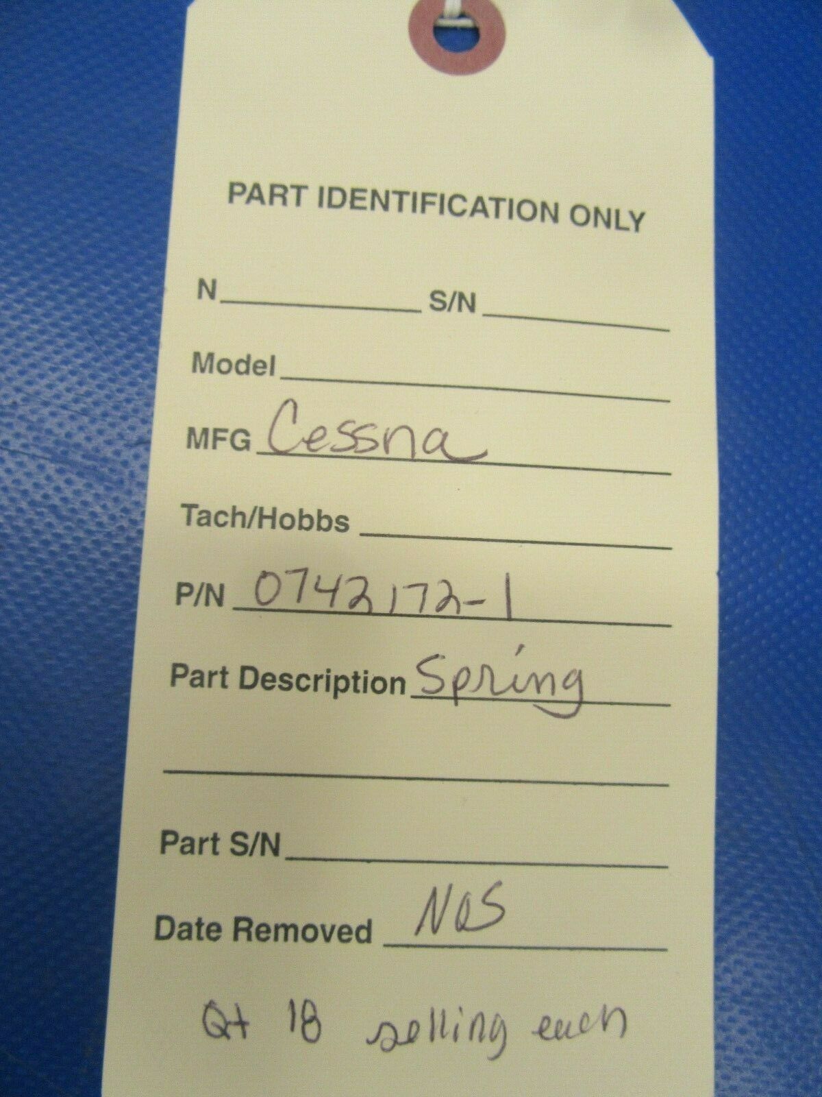 Cessna Spring P/N 0742172-1 NOS (0419-290)