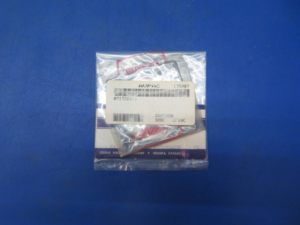 Cessna Escutcheon Black P/N 0713208-1 NOS (1023-219)