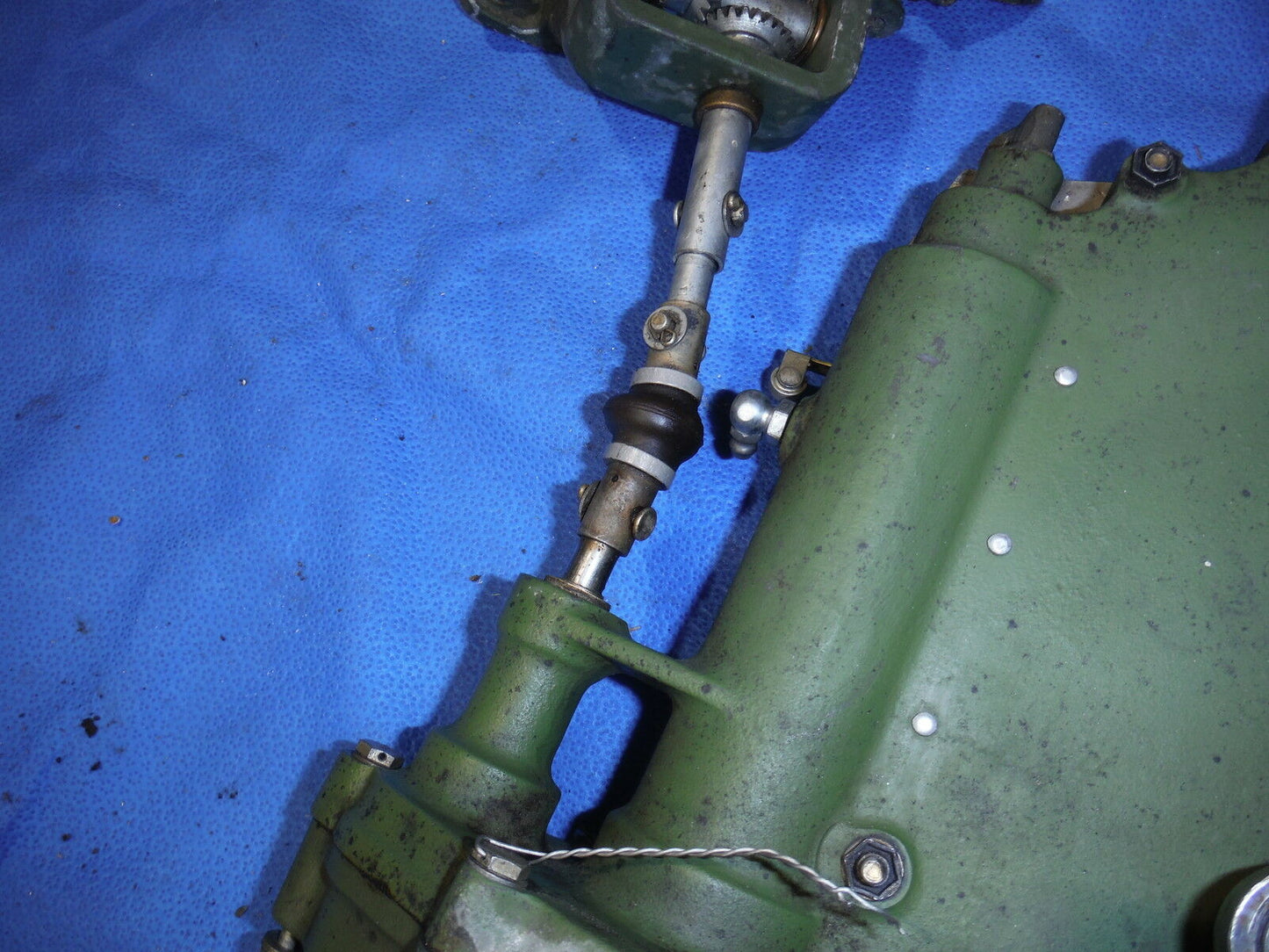 Cessna 310P Gear Box P/N 5045002-14  (0214-78)