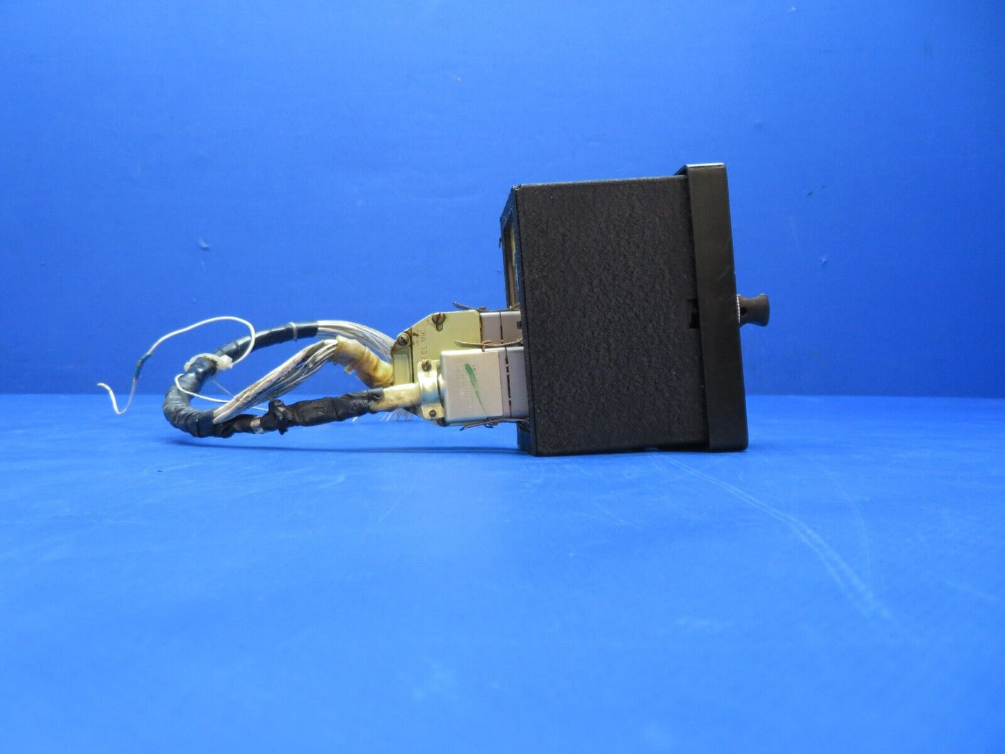 Cessna 310Q Aircraft Radio Corp. C-530A Control Unit P/N 37960-1028 (0723-337)