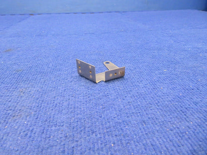 Beech 58 Baron Bracket Prop Governor Control P/N 96-940000-75 (0422-331)