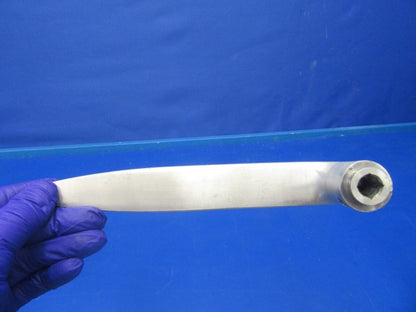 Beech Baron 58P Handle Door Aft Cabin P/N 102-430445-1 (0318-72)