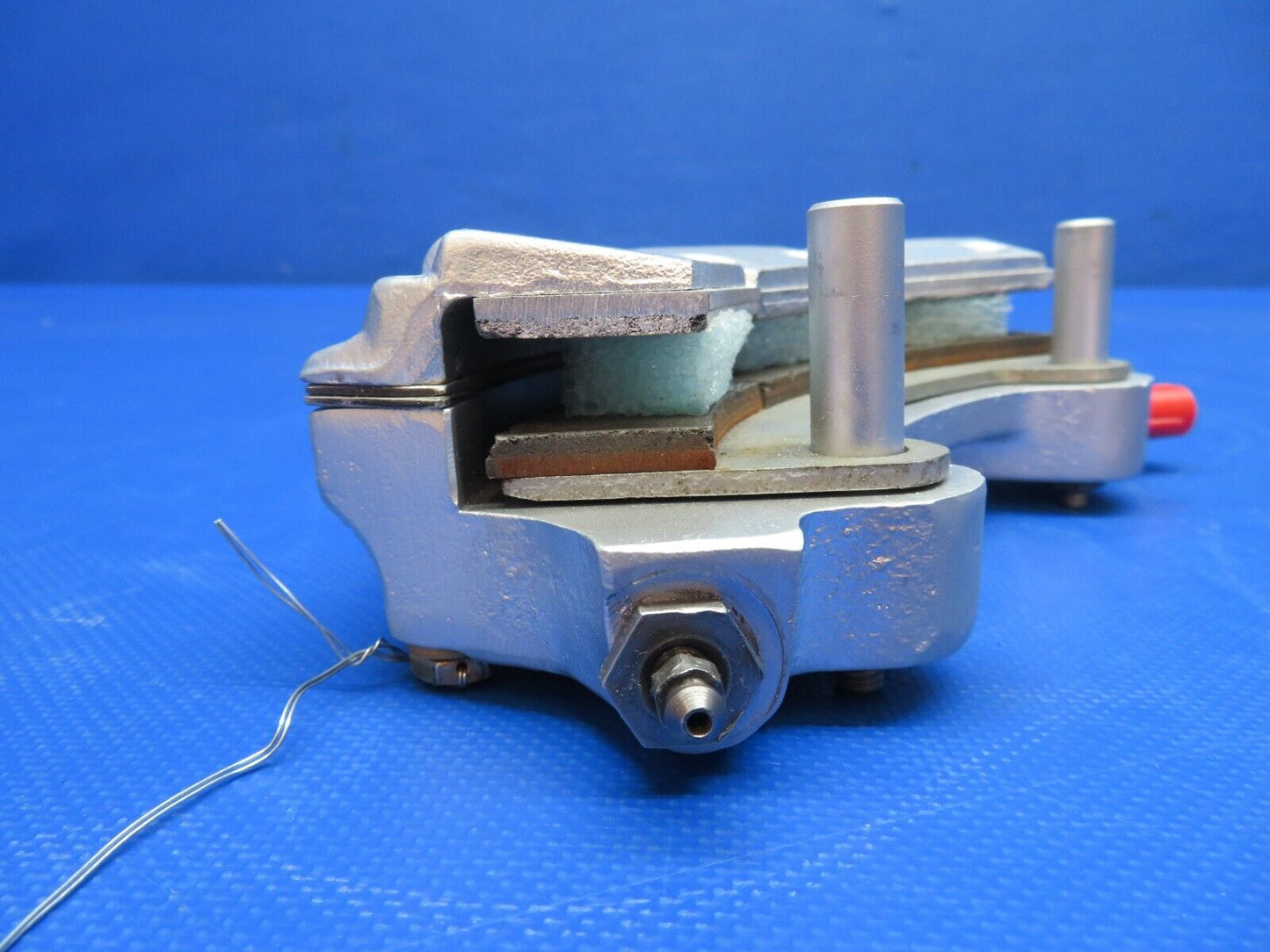 Cleveland Brake Caliper Assy w/ Linings P/N 30-68A OVERHAULED (0224-1500)