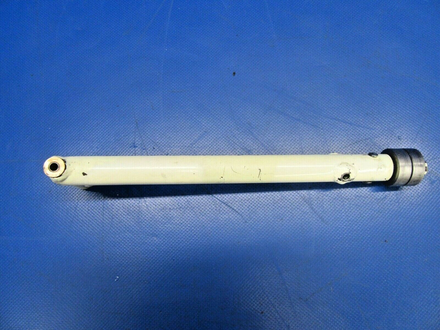 Bellanca 17-30A Super Viking Actuating Arm Aileron LH 195350 L/H (0819-307)