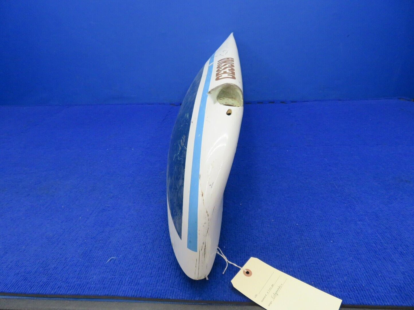 Cessna 210 Wing Tip LH P/N 1221111-203 (0322-381)
