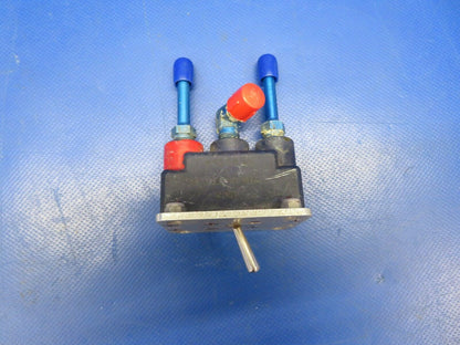 Beech Baron 58P Kohler Valve Static Press Selector P/N K4566-3 (0320-323)