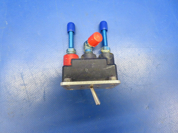 Beech Baron 58P Kohler Valve Static Press Selector P/N K4566-3 (0320-323)