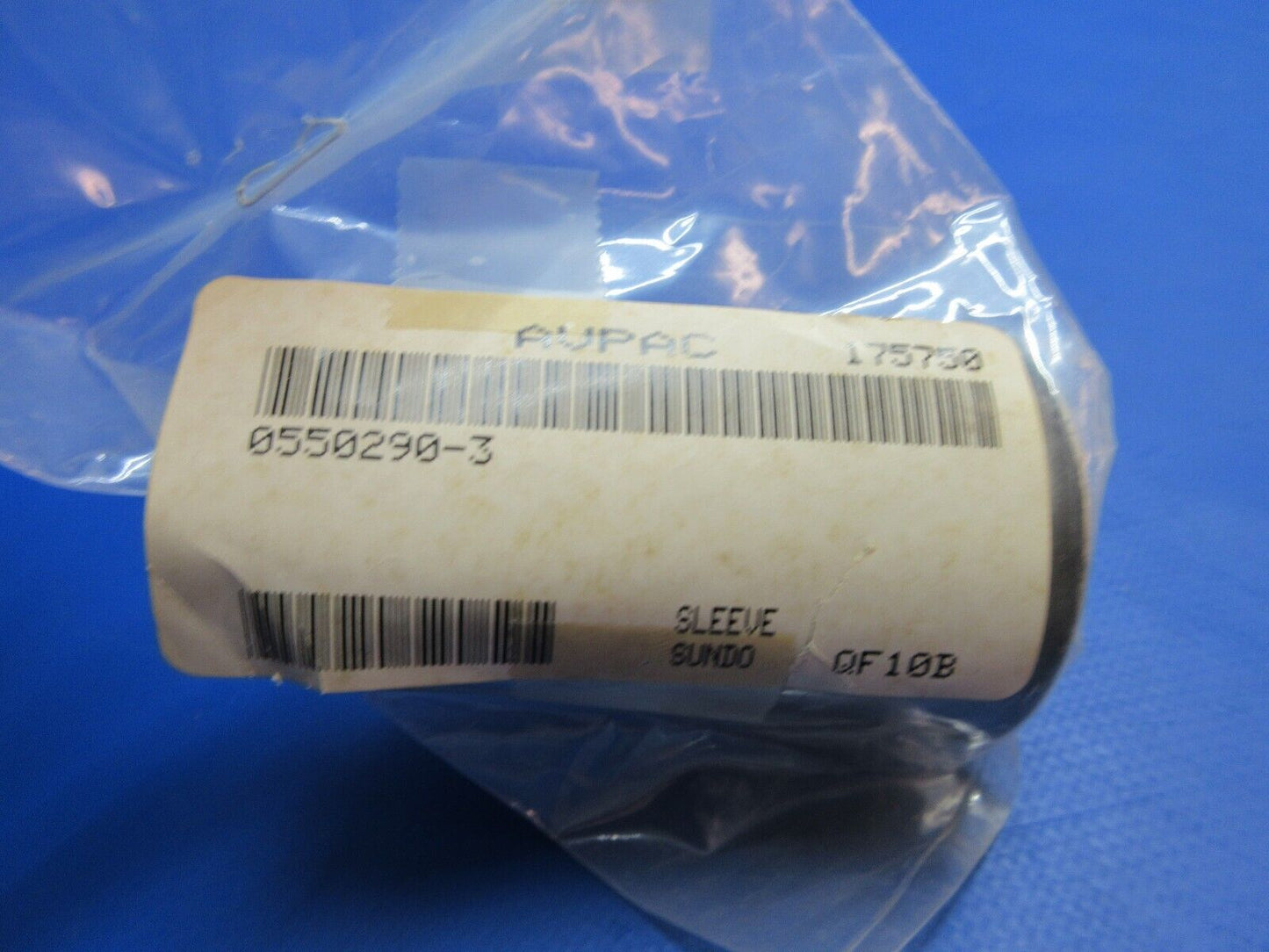 Cessna Sleeve P/N 0550290-3 LOT OF 2 NOS (1023-979)