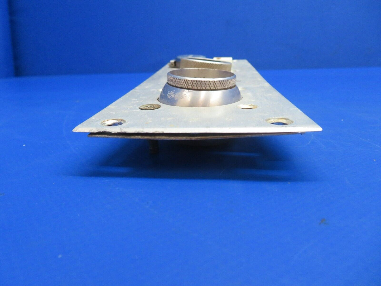 Cessna Wemac Air Vent / Light/ Oxygen Overhead Panel Assy P/N 2375-25 (0922-801)