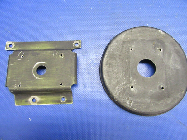 1956 Cessna 182 Plate, Bracket & Handle Fuel Selector P/N 0716167 (0821-653)