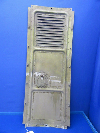 Piper Seneca II Top Center Cowl P/N 37207-101, 67995-002 (0818-257)