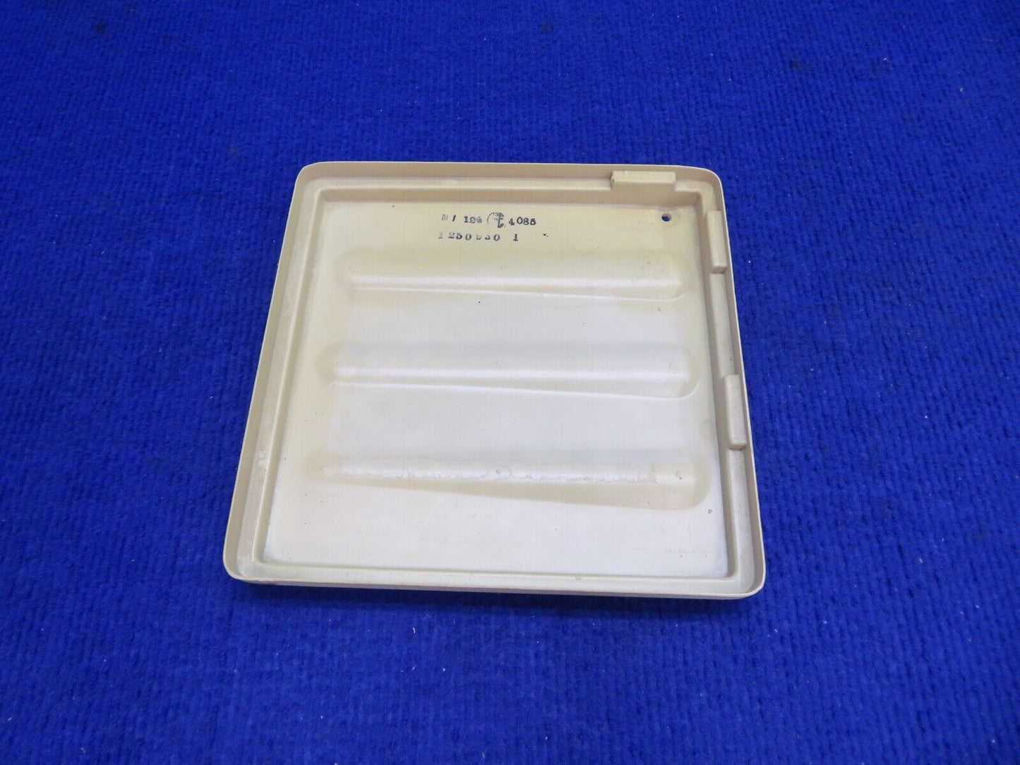 Cessna Shield Assy-Heat P/N 1250930-1, 1250930-11 NOS (0522-436)