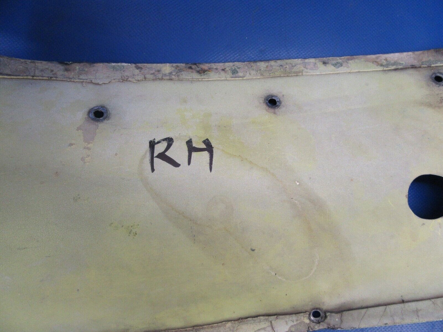 Cessna 310 / T310Q Fillet Assy FWD RH Wing P/N 0800056-21, 0800056-38 (0619-343)