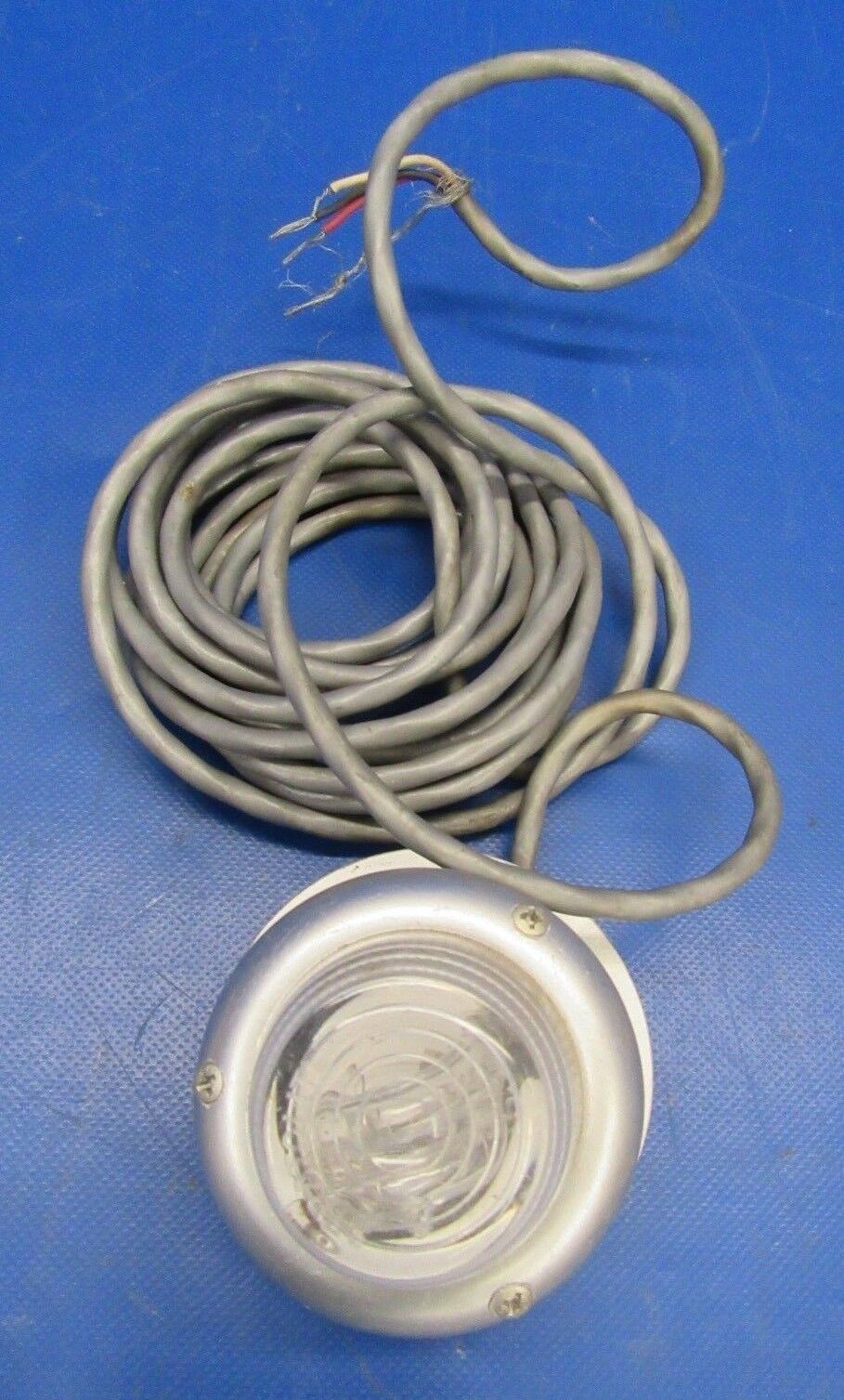 Beech Bonanza F33, G33 Stratolite Strobe Light P/N 1425-1M NOS (1218-63)