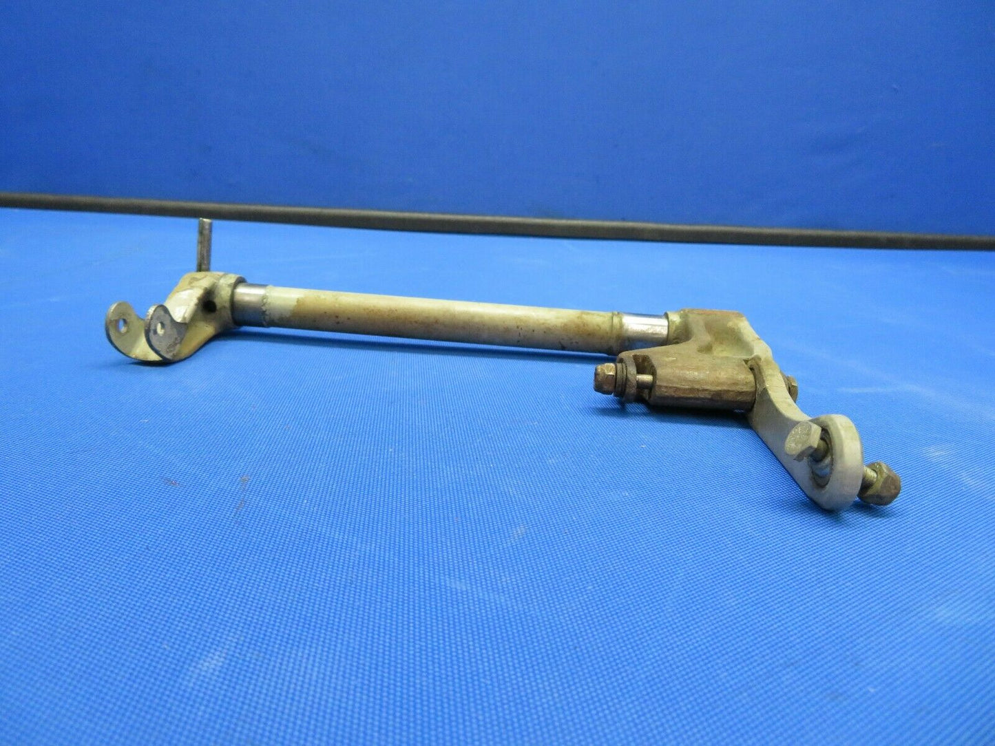 Cessna 210L Shaft Assy Nose Gear Steering Arm P/N 1243625-5 (0820-477)