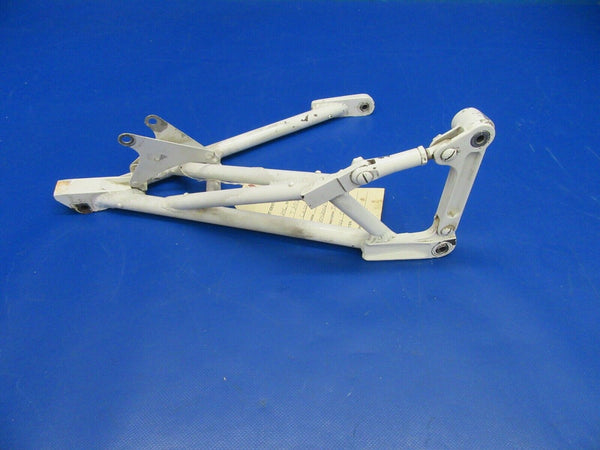 Cessna T310Q Truss Assy Drag Brace P/N 5042002-1 (0319-354)