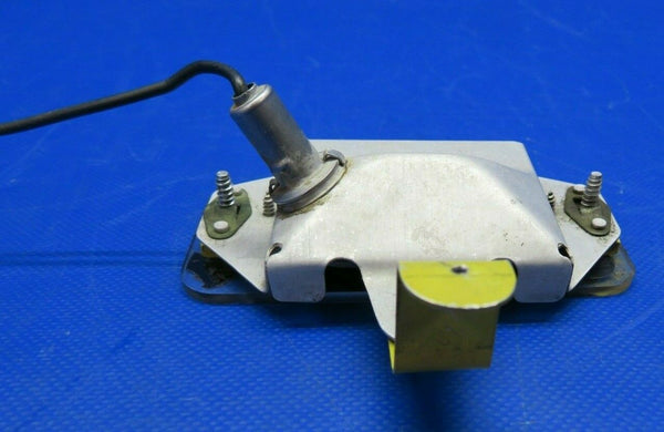 Beech Baron 95-A55 Landing Gear Indicator P/N 95-324006-601 (0420-328)