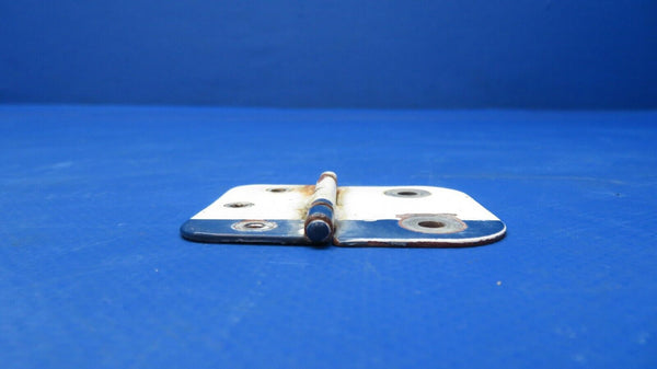 Cessna 150 / 150F Lower Cabin Door Hinge P/N 0413390-19 (0523-837)