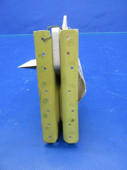 Piper Track Flap 43764-001 NOS (0419-60)