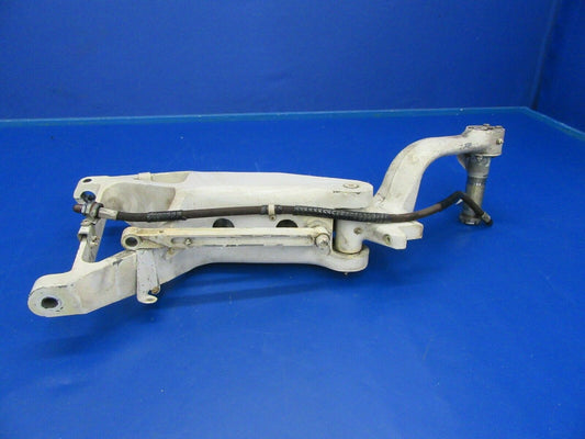 Beech Sierra B24R Main Landing Gear LH P/N 169-810001-601 (0719-217)