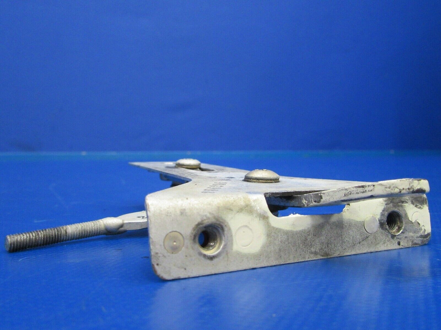 Bellanca 17-30A Super Viking Upper Cabin Door Latch 196611 (0919-19)