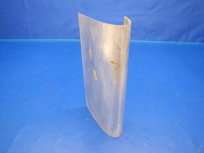 Cessna Cardinal 177 Cover Assy Landing Light P/N 1722045-5 NOS (0517-85)