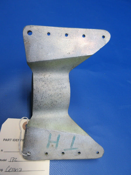 Cessna 172 Nose Gear Upper Fitting P/N 0543013-1 (0224-1021)