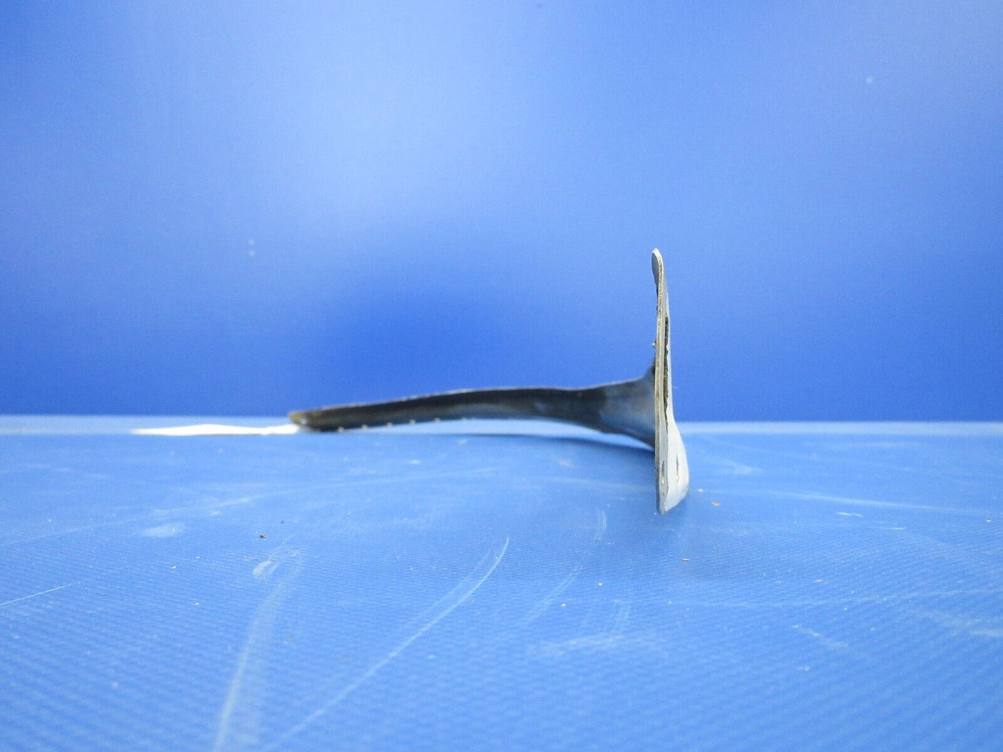 Cessna 150 LH Lower Outer Window Retainer P/N 0412039-2 (0224-1030)