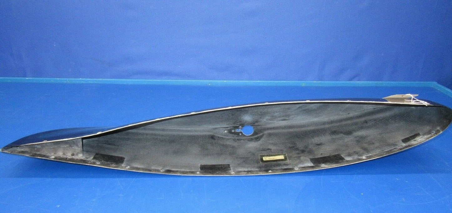 Piper PA-32 Saratoga Wing Tip RH Black Fiberglass P/N GF35115-11 (0418-186)