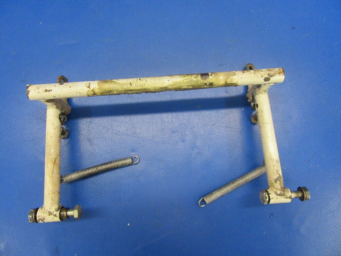 Cessna 177RG Cardinal Actuator Nose Gear Door P/N 2043012-2 (0818-22)