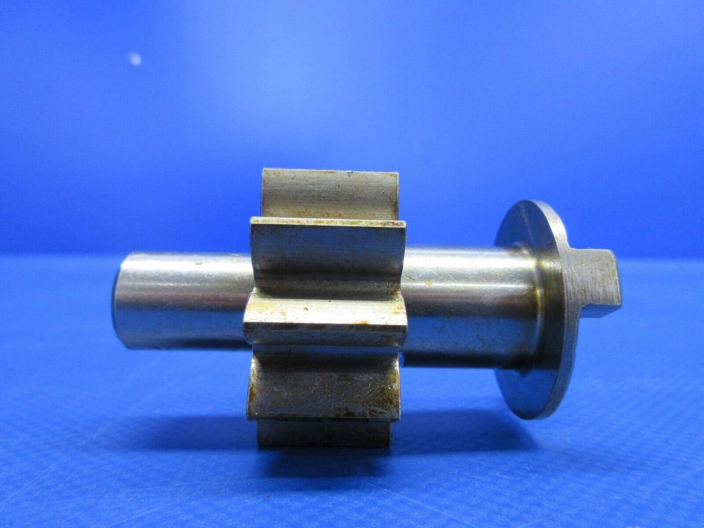 Lycoming Oil Pump Shaft & Gear P/N 61174 (0224-1674)