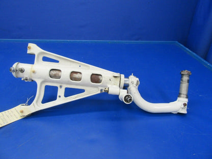 Beech Baron 95-B55 Nose Gear 96-820000-618, 35-825196-696 (1118-02)