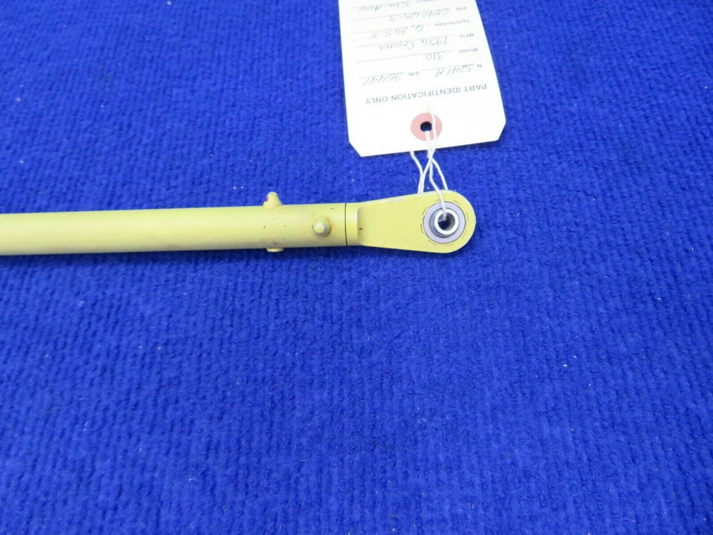 Cessna 310 Tube Assembly Intermediate Gear Drive P/N 0840125-3 (0422-439)