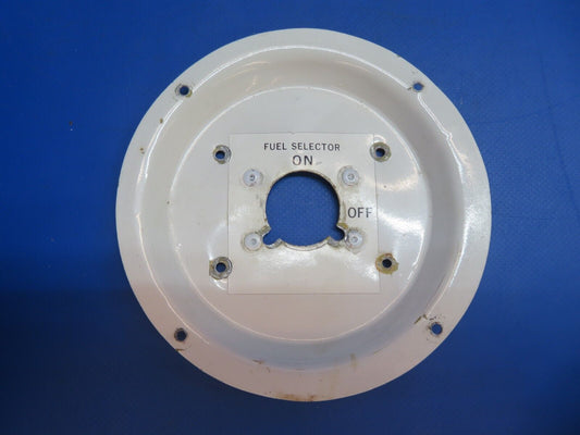 Lake LA-4-200 Fuel Selector Cover Assy P/N 2-6751-3, 2-1403-19 (1222-820)