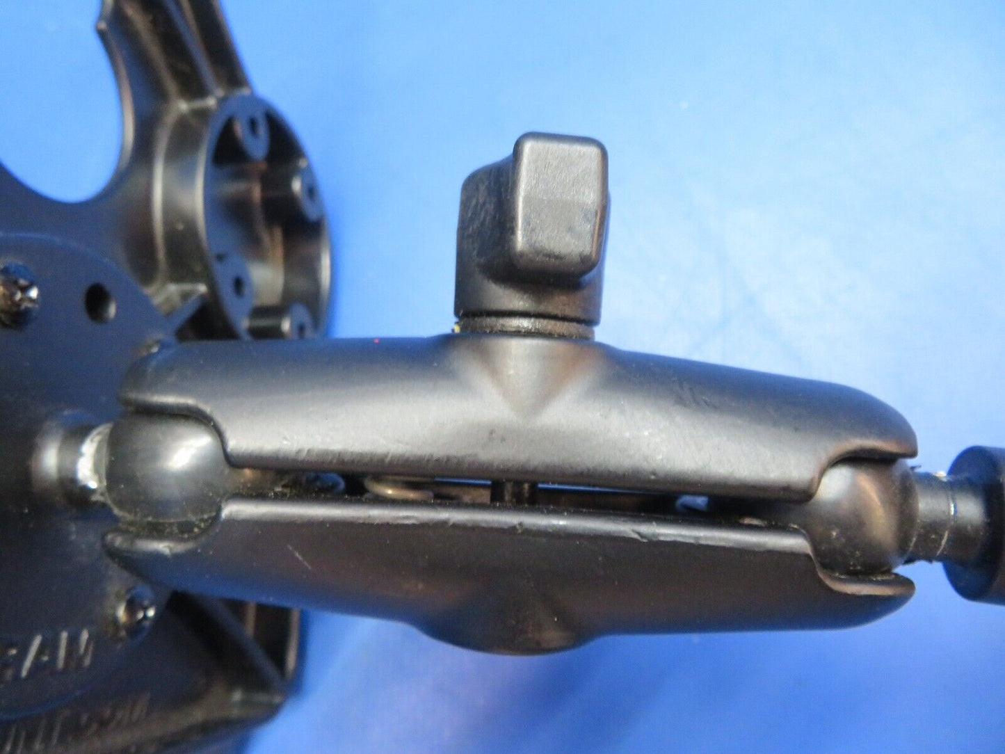 Cessna 172 / 177 / 182 RAM Floor Mount (0123-738)