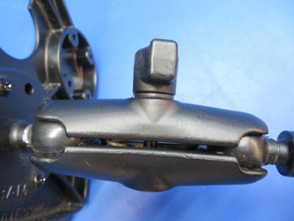 Cessna 172 / 177 / 182 RAM Floor Mount (0123-738)