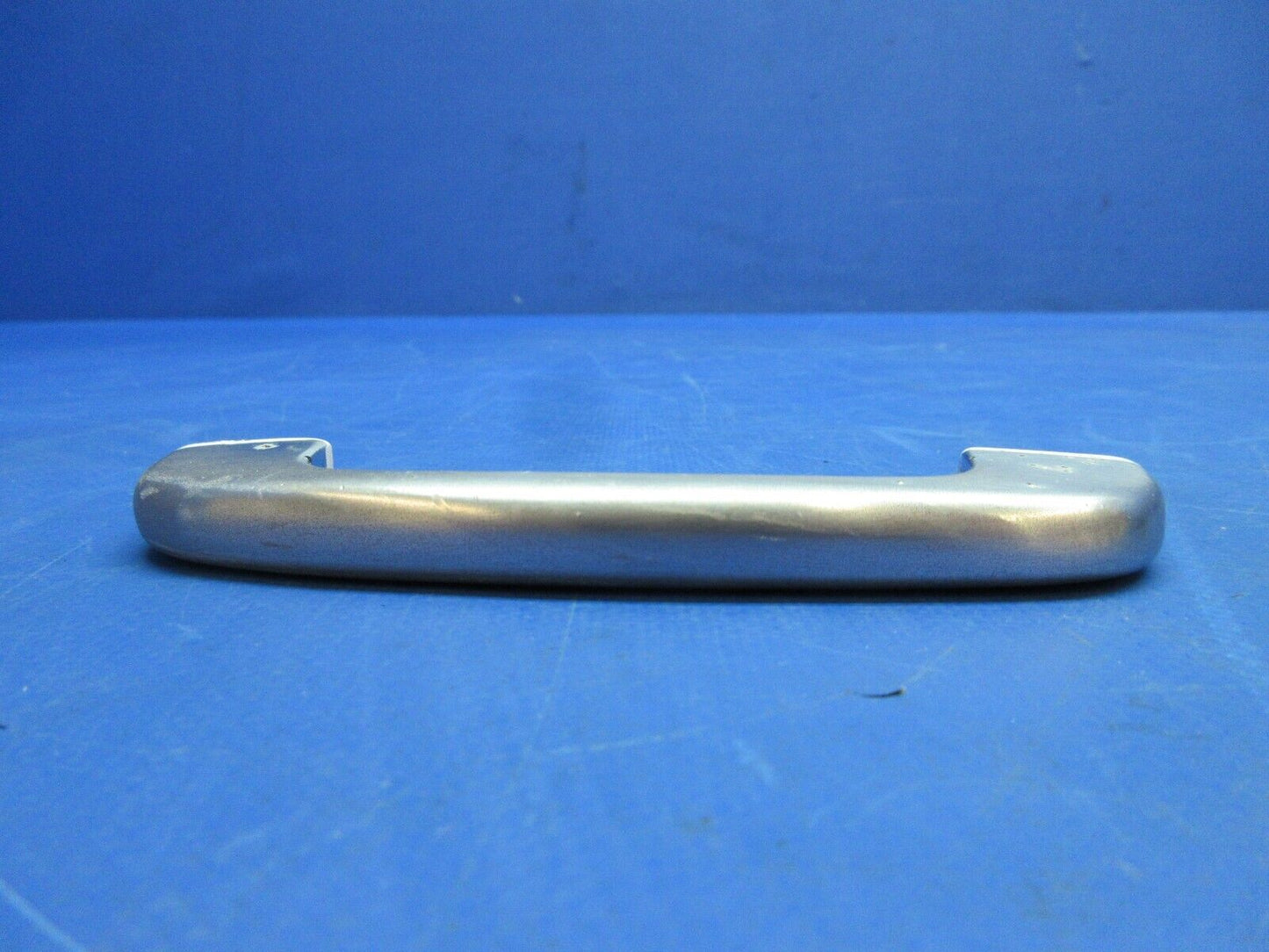 Piper Fuselage / Cabin Assist Handle, Loop & Grip 481-772,  62353-004 (0823-172)