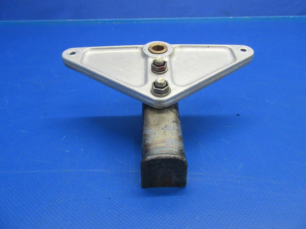 Piper PA-34-200T Seneca II Steering Arm & Channel 95395-00, 95395-000 (1119-130)
