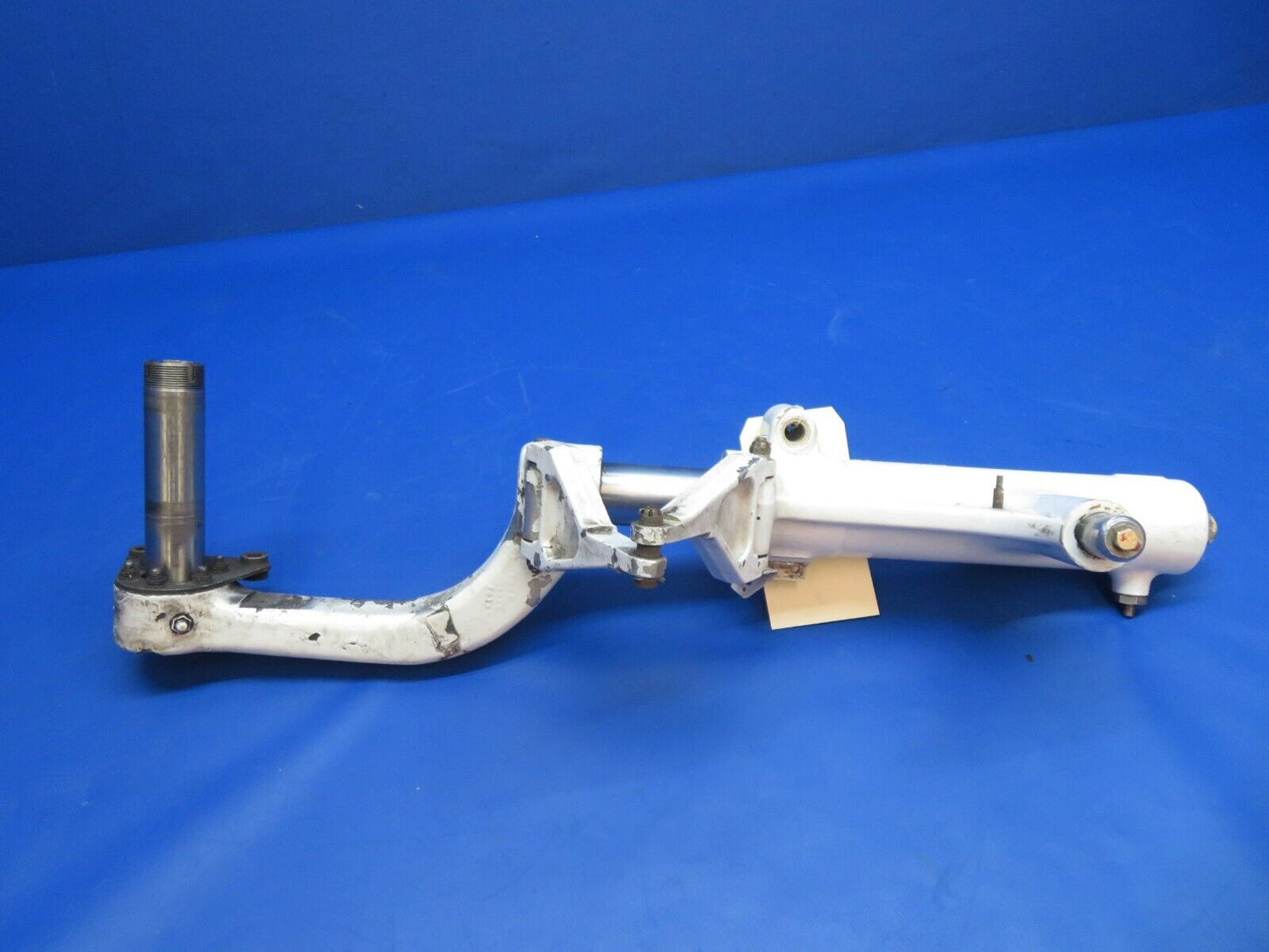 Piper PA-34-200T Seneca II Main Gear Assy LH P/N 78723-14, 78723-014 (0223-940)
