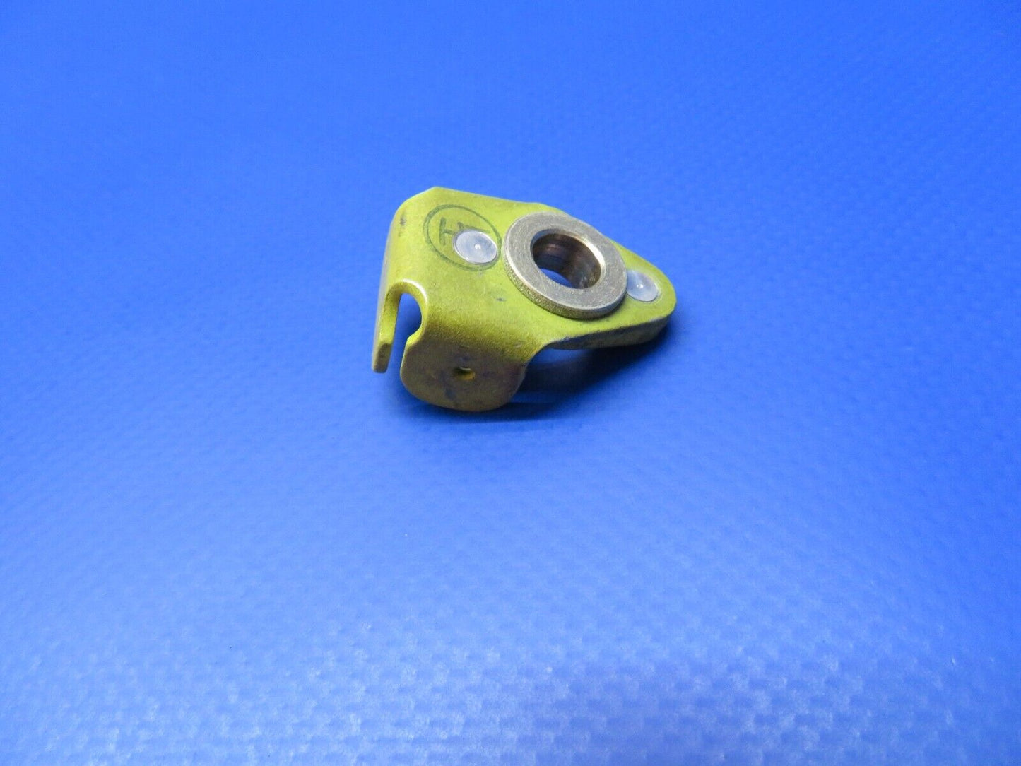 Piper Hinge Assy Tab P/N 40012-013 NOS (0922-329)