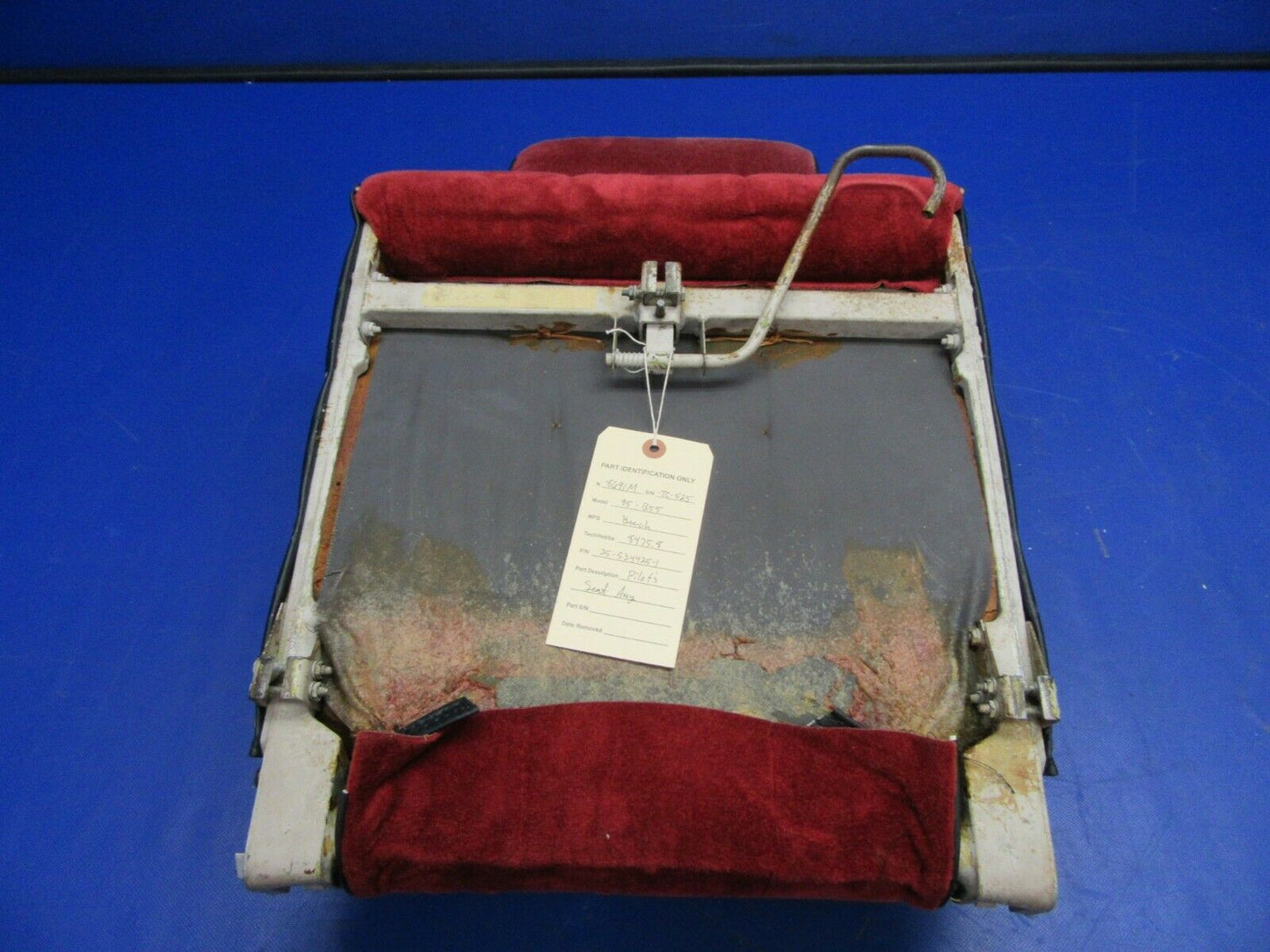 Beech Baron 95-B55 Pilots Seat Assembly P/N 35-534425-1 (1121-332)