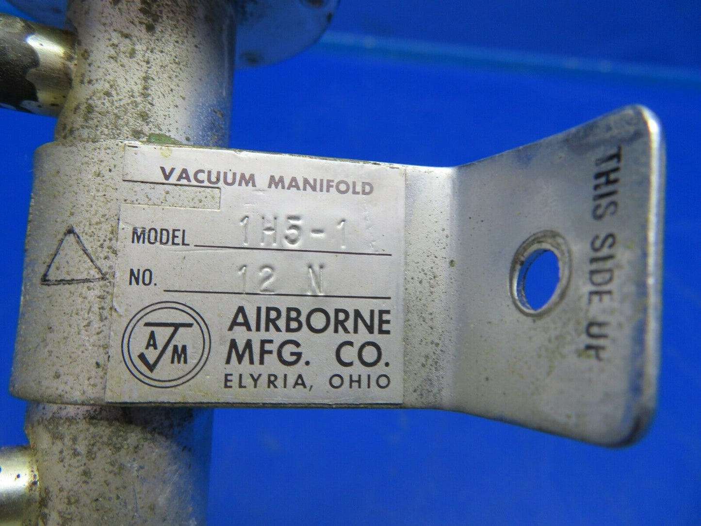 Cessna 310P Airborne Vacuum Manifold Assy P/N 1H5-1 (0620-711)