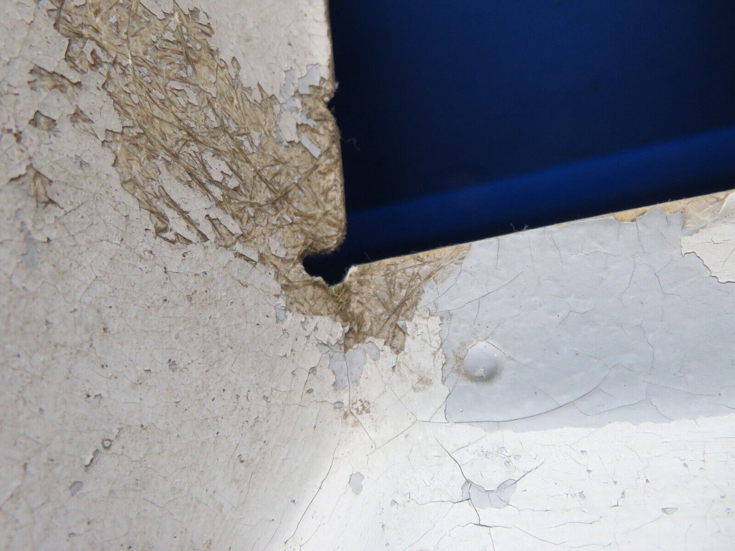 1973 Cessna 150 / 150L LWR Engine Cowl Assy P/N 0452010-201 (0823-512)